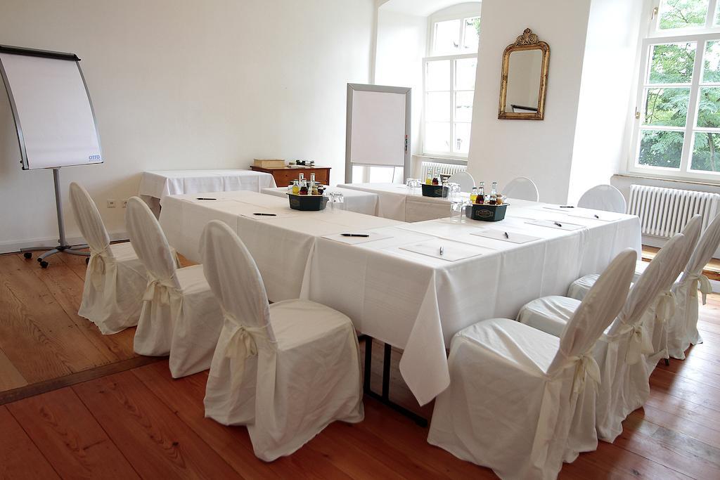 Hotel Schloss Lehen Bad Friedrichshall Esterno foto