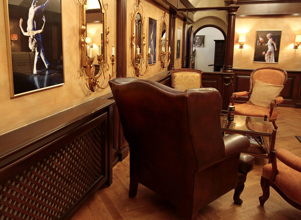 Hotel Schloss Lehen Bad Friedrichshall Esterno foto
