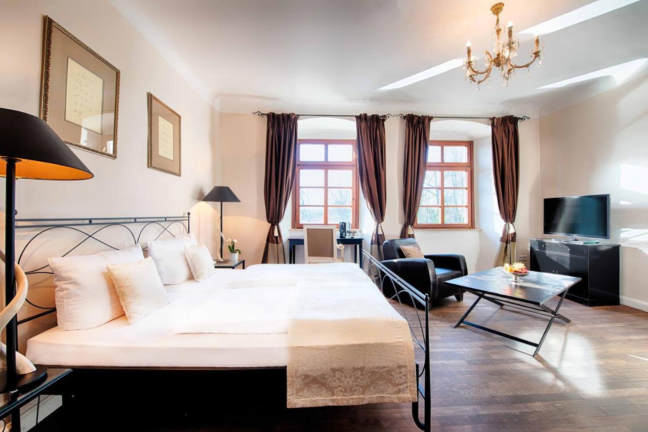 Hotel Schloss Lehen Bad Friedrichshall Esterno foto