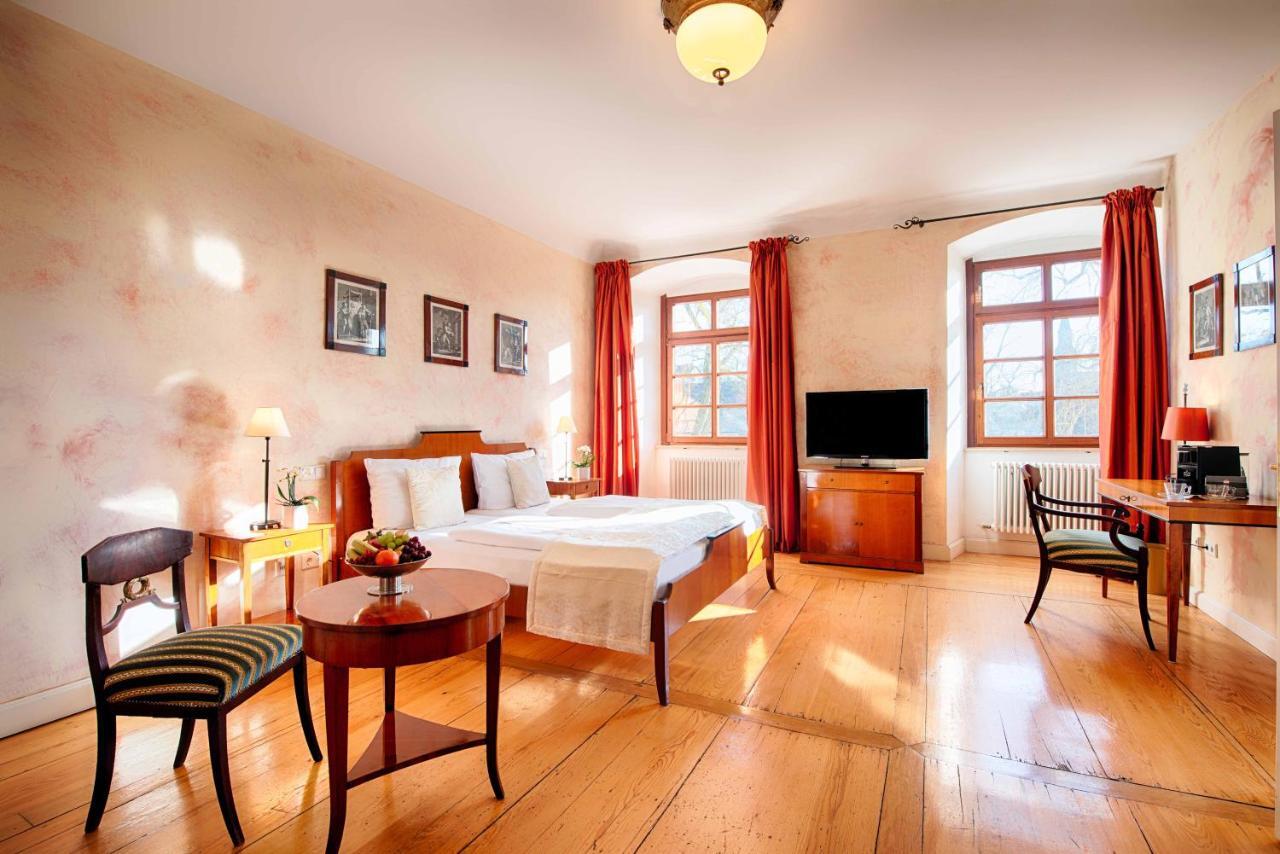 Hotel Schloss Lehen Bad Friedrichshall Esterno foto